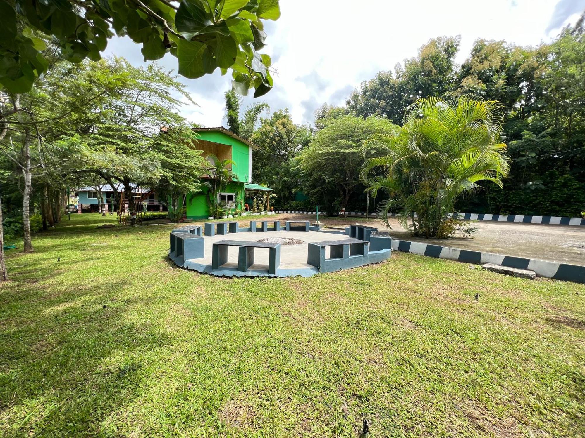 The Midway Jungle Resort Masinagudi Exteriör bild